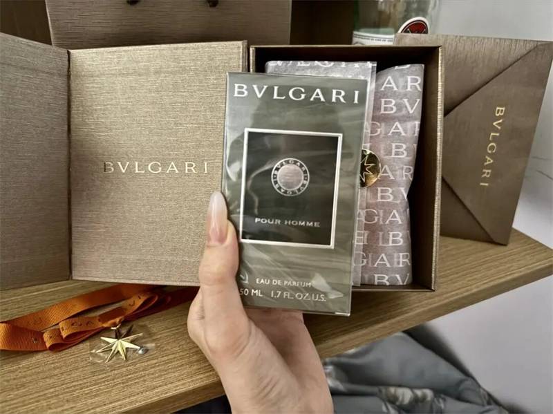 1759551105_82515795774665116817.jpg a.jpg