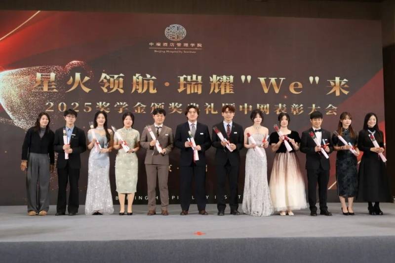 1764076320_94696474365701500485.jpg 640 (4).jpg