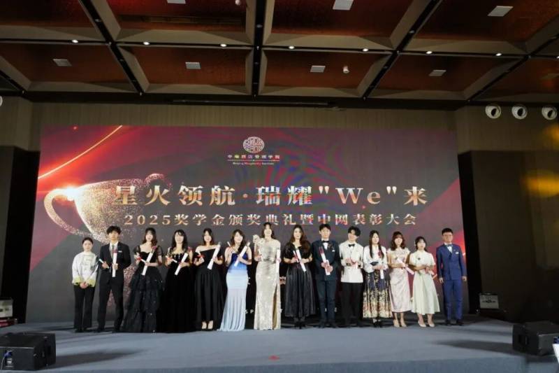 1764076419_8652112924497035929.jpg 640 (8).jpg