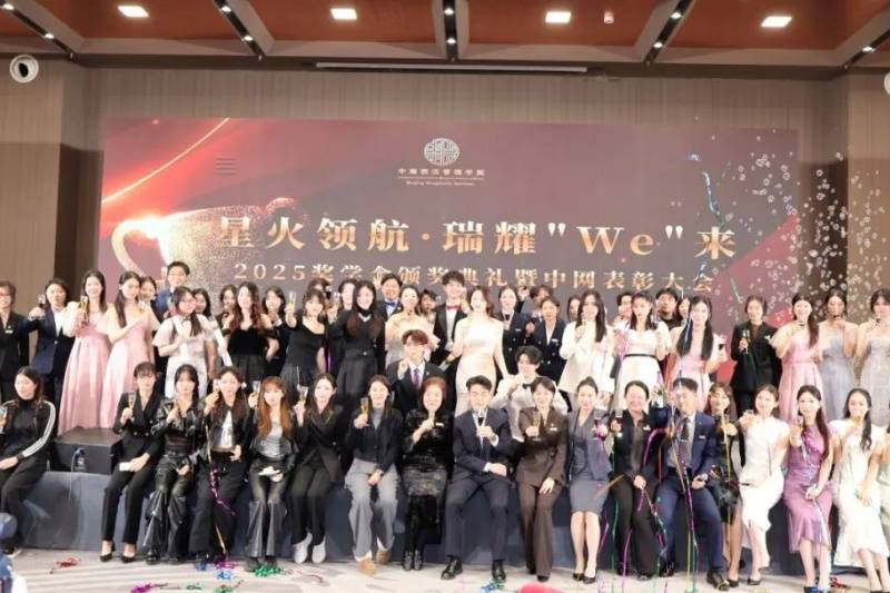 1764076644_42187488187369753933.jpg 640 (18).jpg