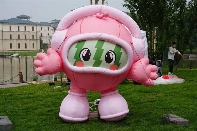 1780493353_33972387632970460612.jpg 西瓜节 2.jpg